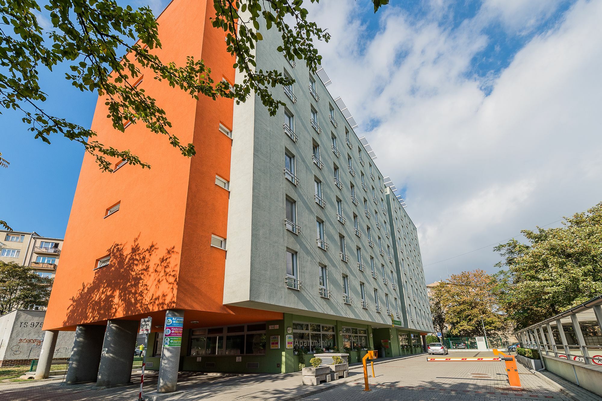 My Home Apartments Pressburg Exterior foto